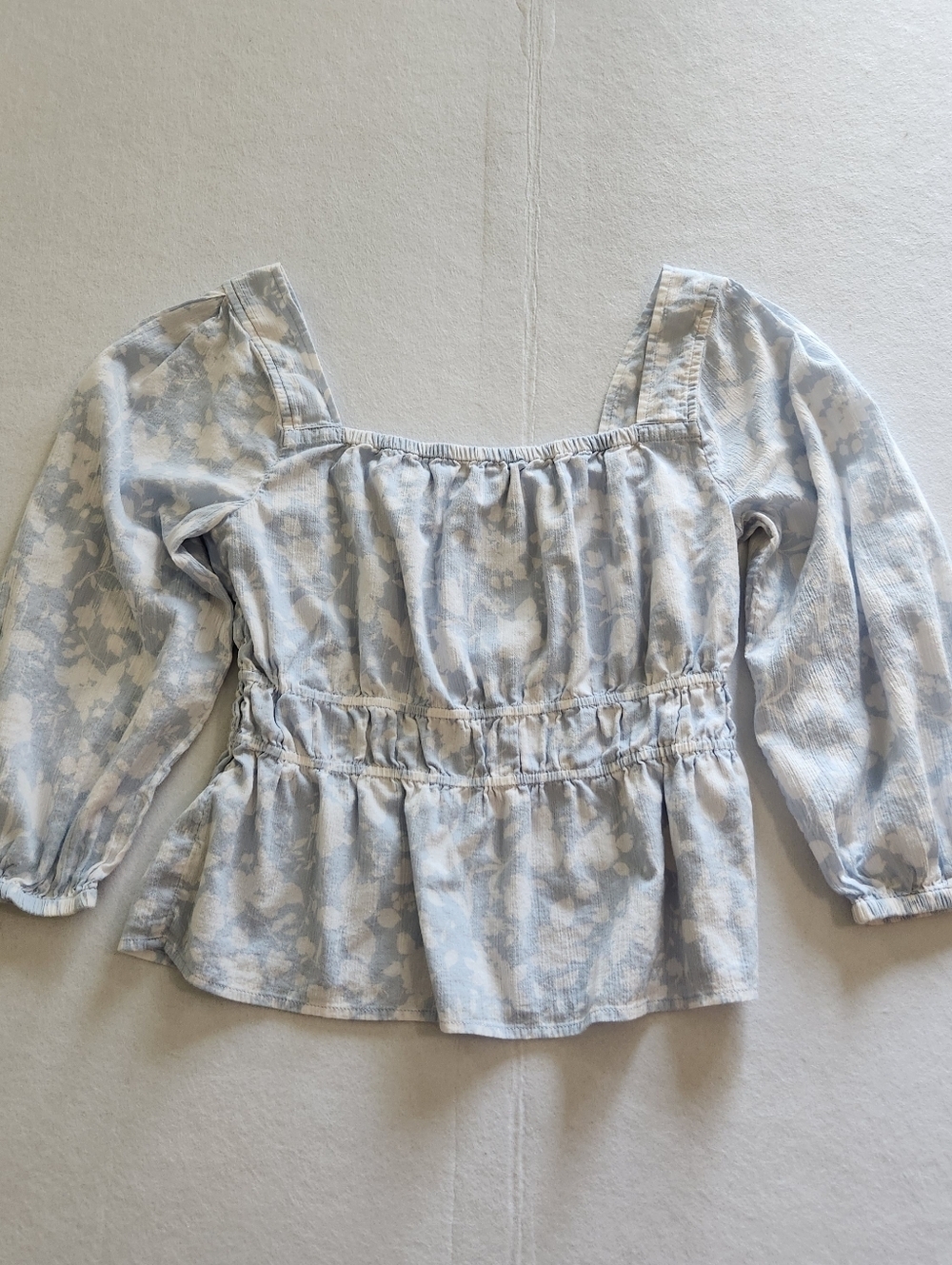 Free Assembly Square-Neck Smocked Waist Women’s Blouse in Light Blue Floral Med